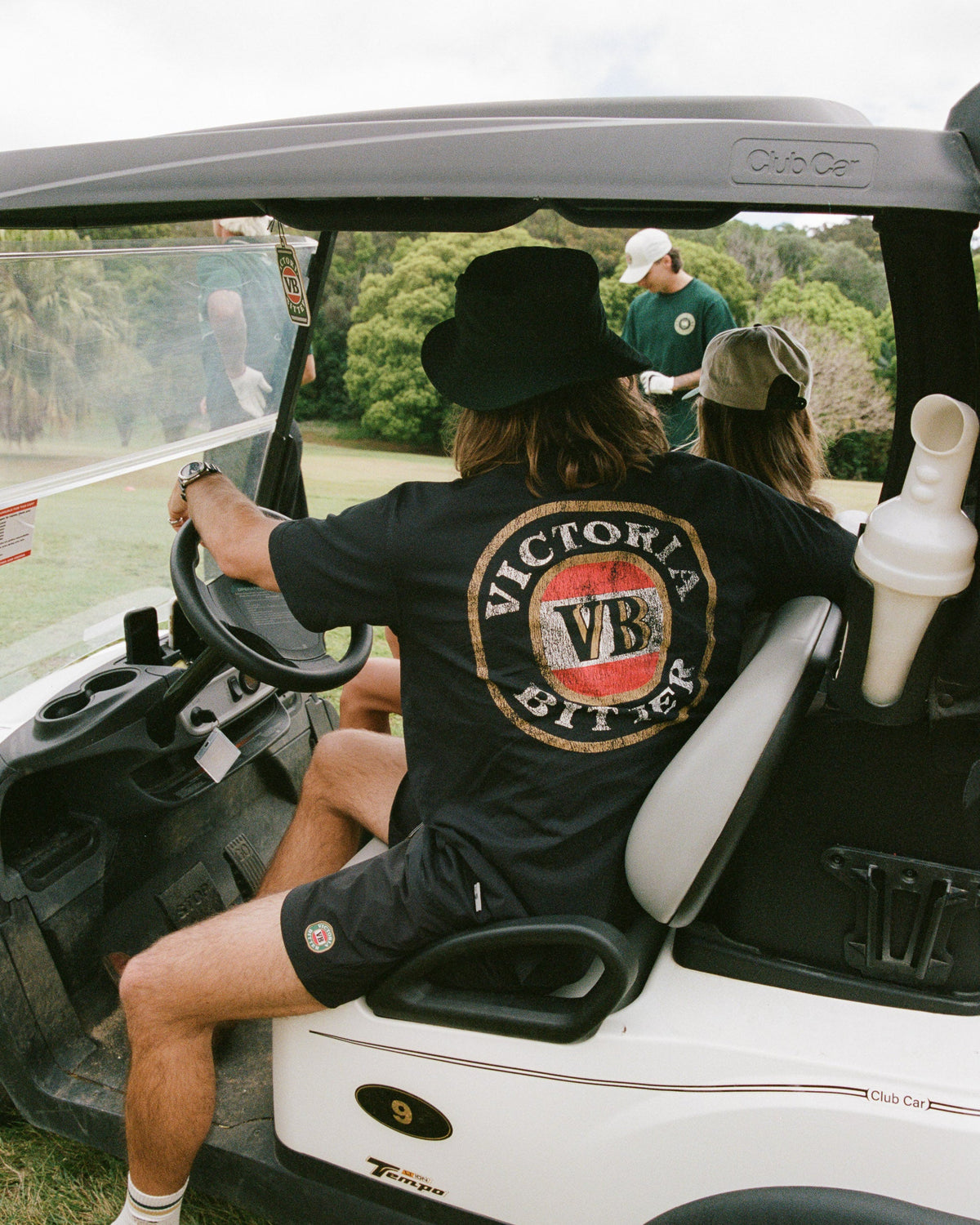 VB Golf Vintage Mark Tee - Black-thumbmail-2